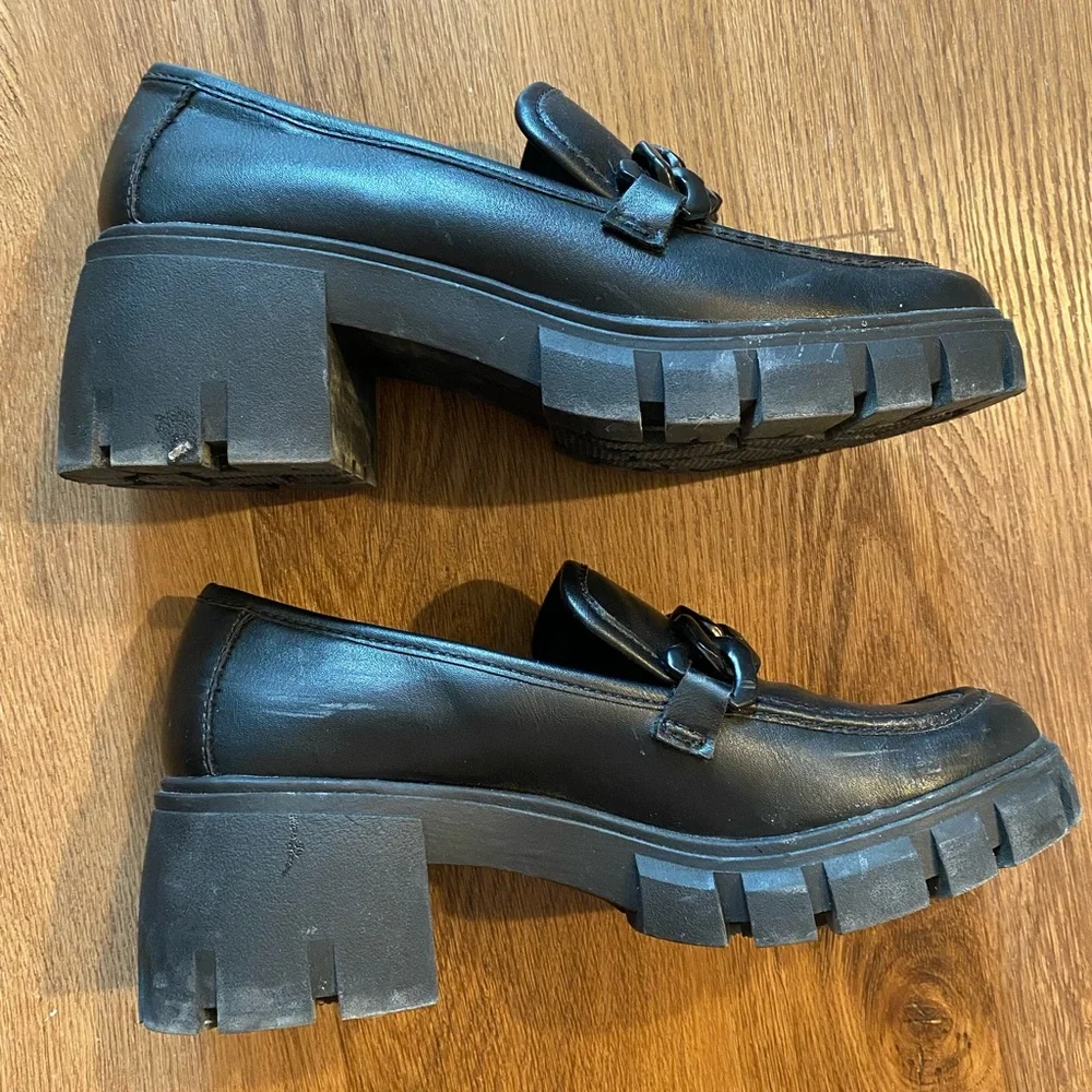 Madden Girl Black Chunky Chain Platform Loafers